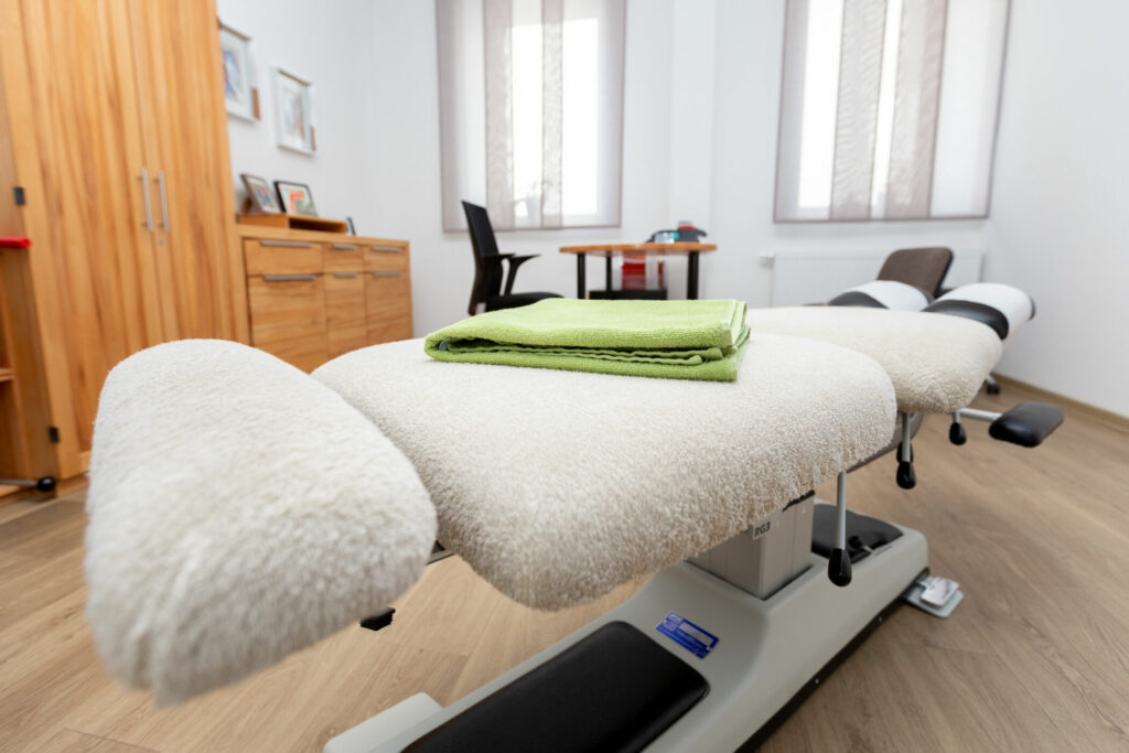 Chiropraktische Behandlungsliege