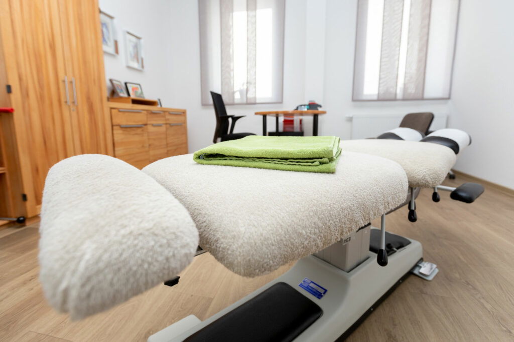 Chiropraktische Behandlungsliege